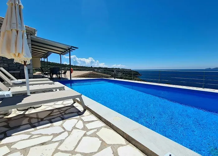 Amousso Bay Villas