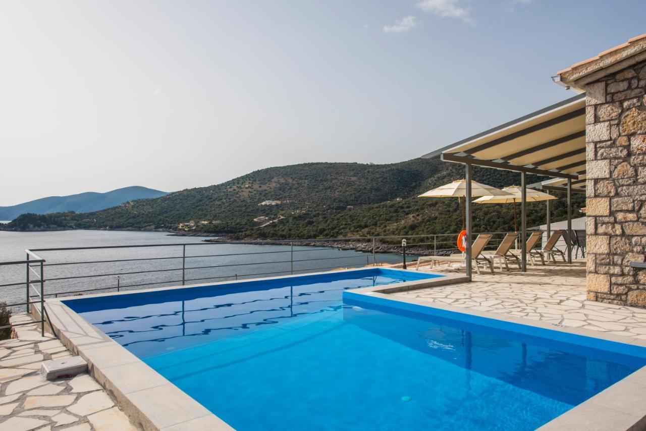 Villa Amousso Bay *